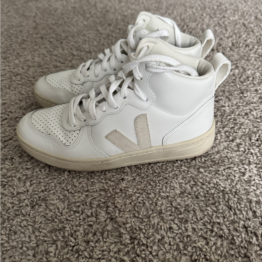 Veja V-15 White High-Top Sneakers 37